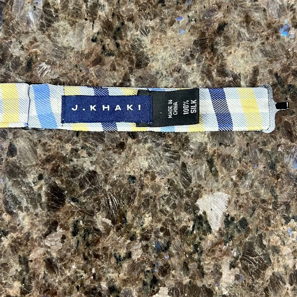 J. Khaki Bow Tie